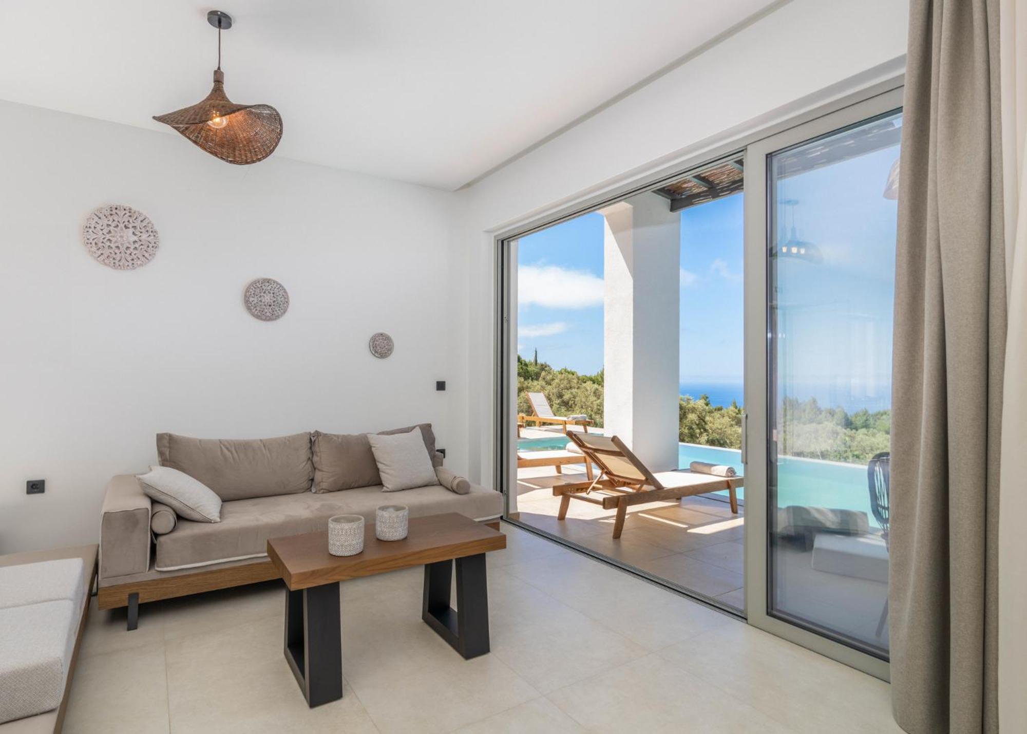 Mellamare Luxury Suites Athanion Ngoại thất bức ảnh
